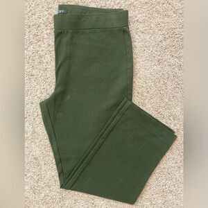 LOFT NWOT pull on sleek Olive Green  Pants generously sized dress up or down💋